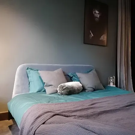Roomtones *
