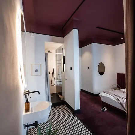 Roomtones Warsaw